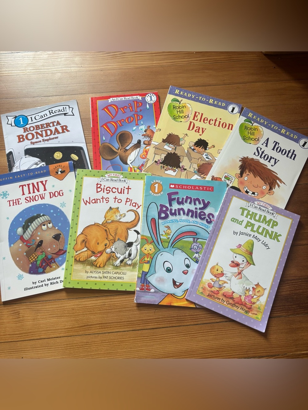 Lot of 8 Children's Level 1 I Can Read & Ready to Read Books